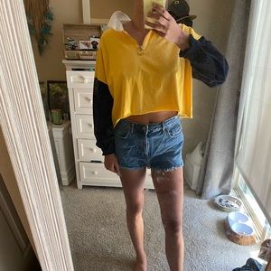 Cropped shirt